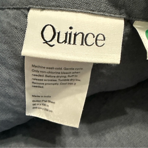 QUINCE European Linen 2 Piece Flat & Fitted Sheet Set Queen Charcoal Gray - Picture 5 of 14